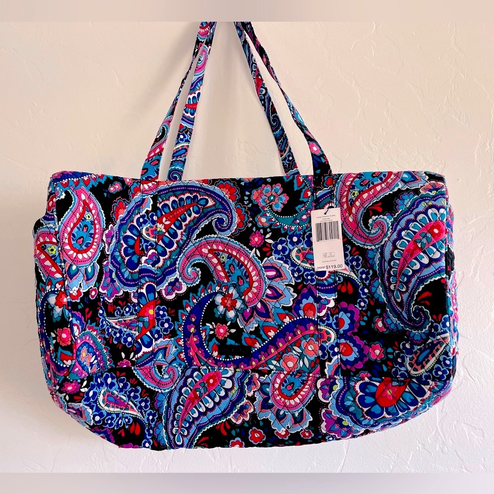 Vera Bradley Duffle Bag - Large Traveler Duffle- BRAND NEW- GREAT PRICE!